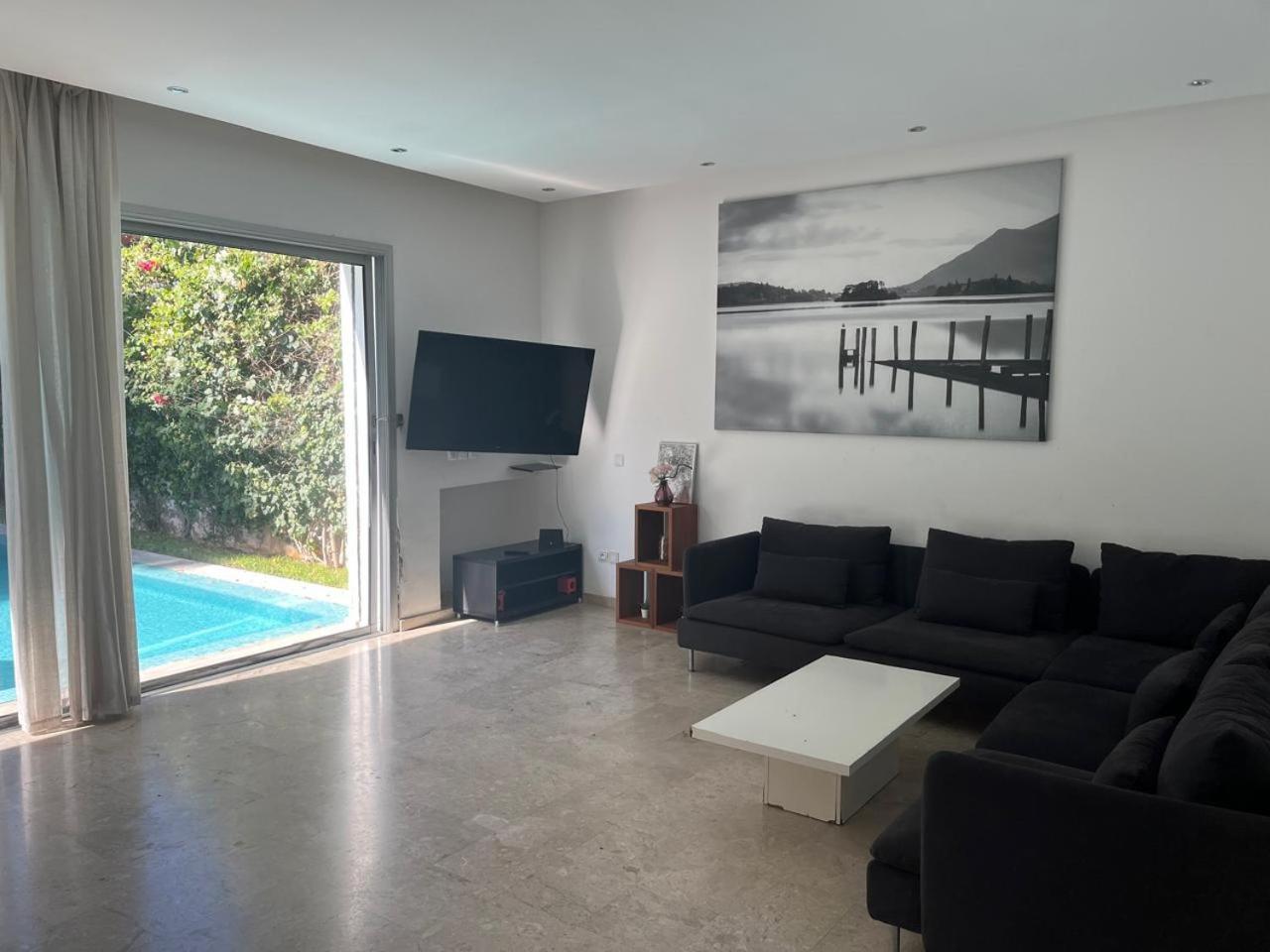 Villa moderne avec piscine, front de mer Casablanca Extérieur photo